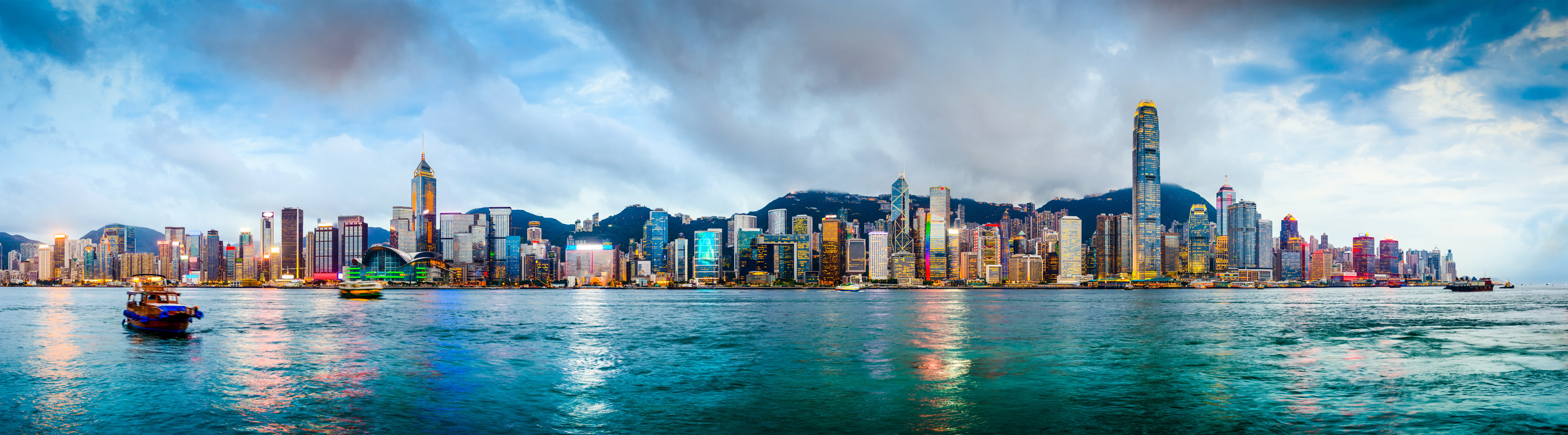 Victoria Harbor, Hong Kong