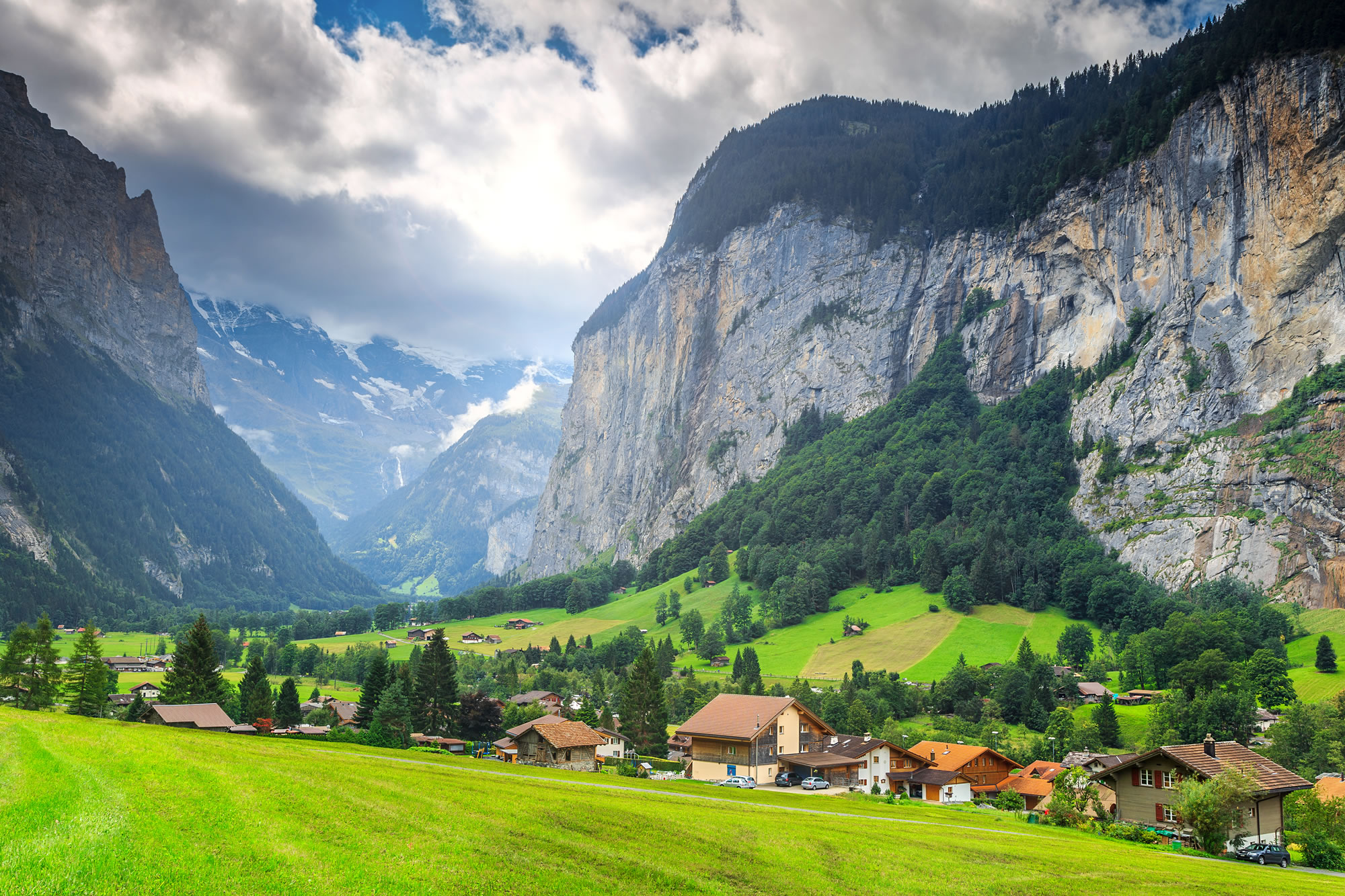 lauterbrunnen bernese oberland switzerland