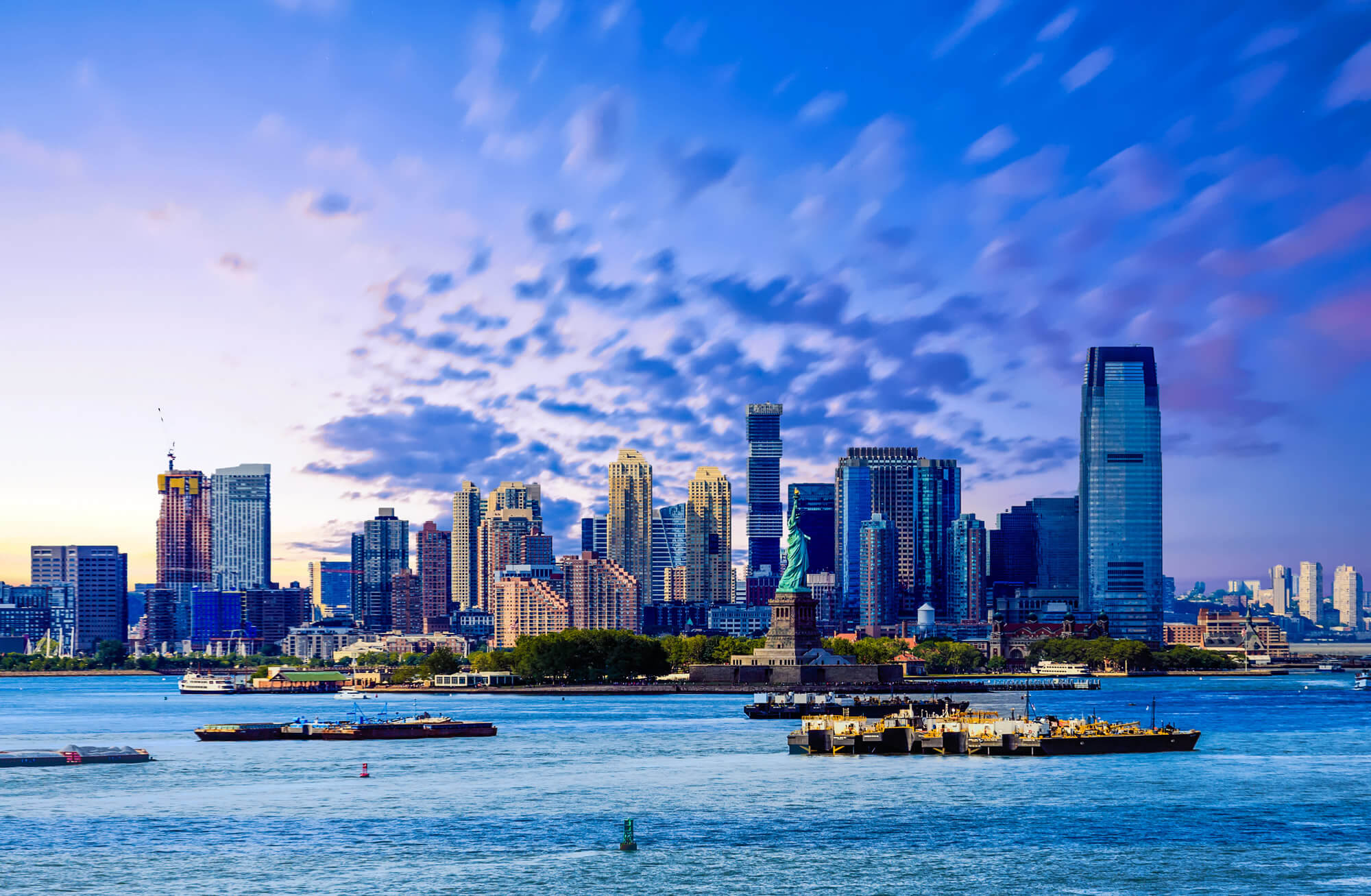 the skyline of jersey city