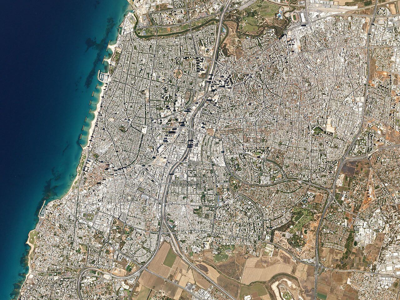Tel Aviv from space 2016