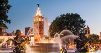 About Kansas J.C. Nichols Memorial Fountain