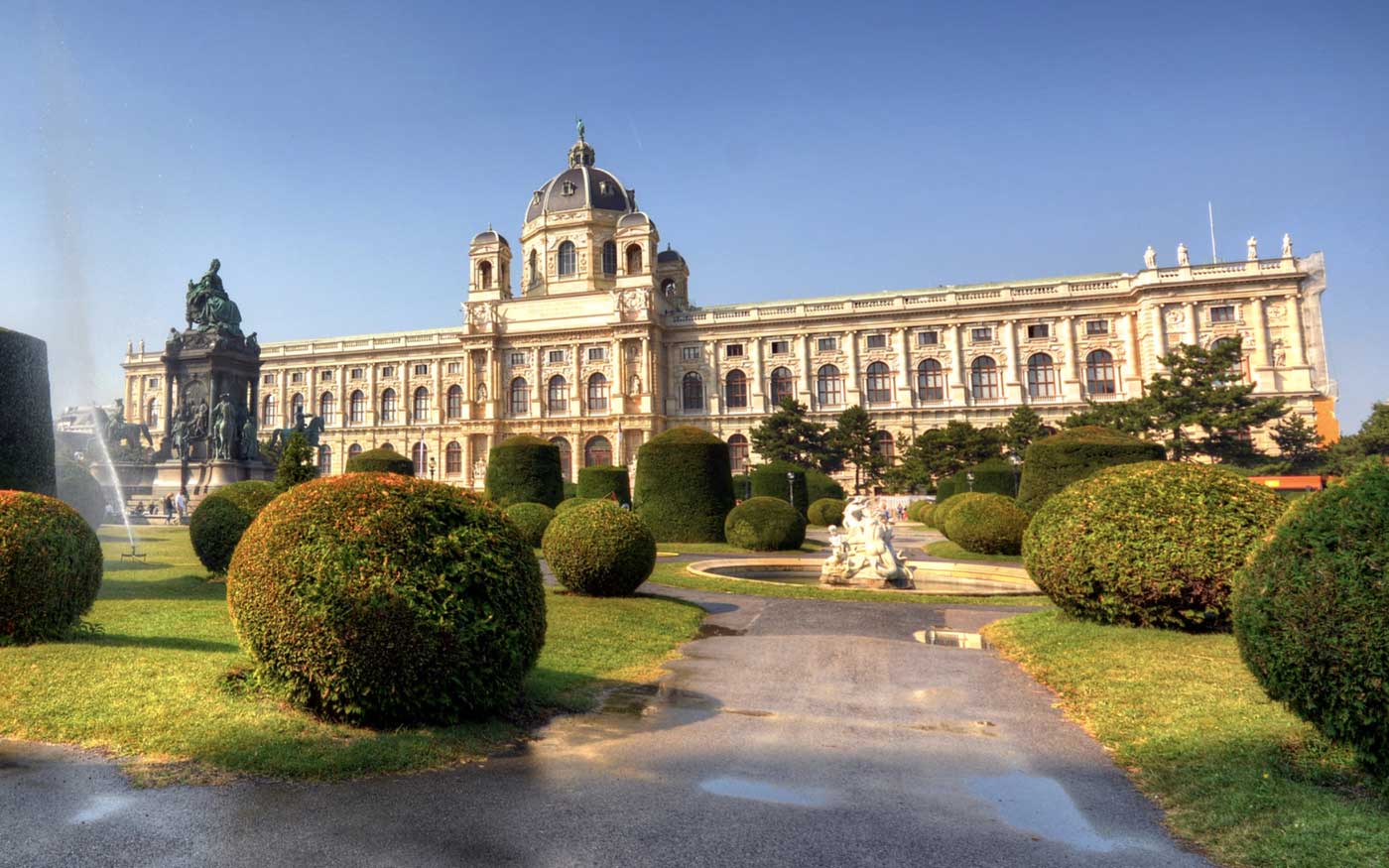 Natural History Museum (Naturhistorisches Museum)