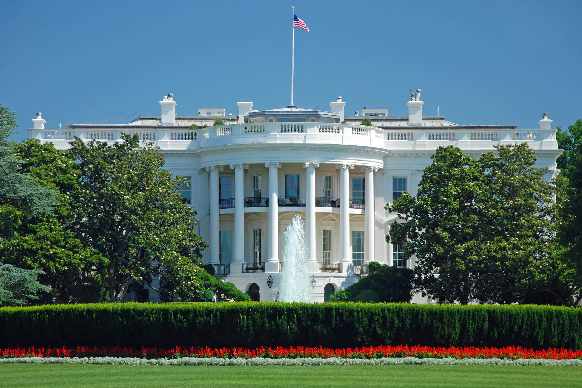 White House in Washington DC